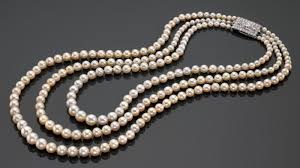 Beautiful Ocean-Inspired Pearl Necklace | Perfect for Every Occasion?